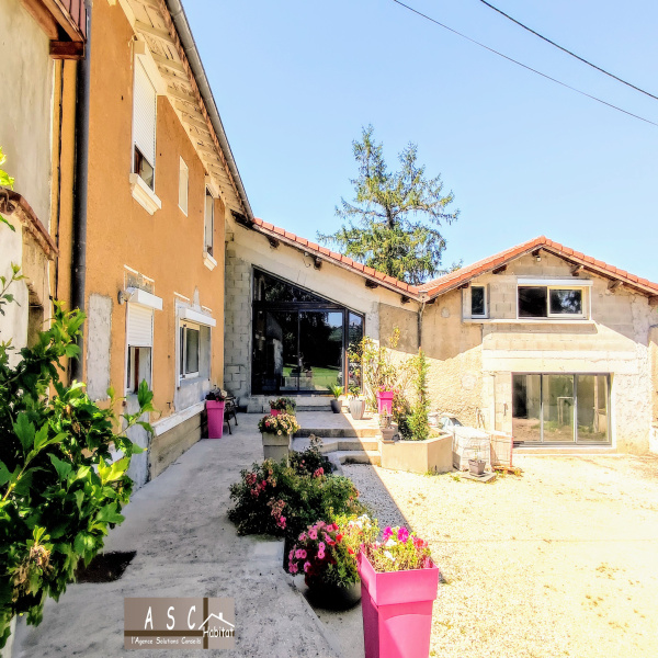 Offres de vente Maison Bourgoin-Jallieu 38300